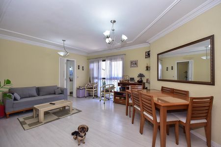 Sala de apartamento para alugar com 2 quartos, 57m² em Jardim Henriqueta, Taboão da Serra