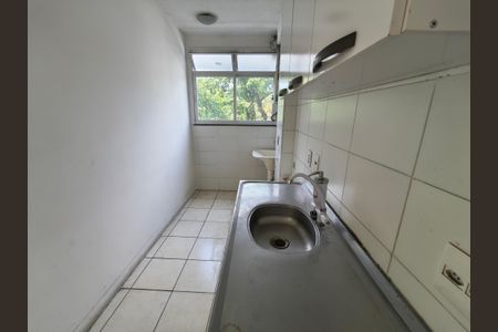 Cozinha e Área de Serviço de apartamento à venda com 2 quartos, 50m² em Anil, Rio de Janeiro