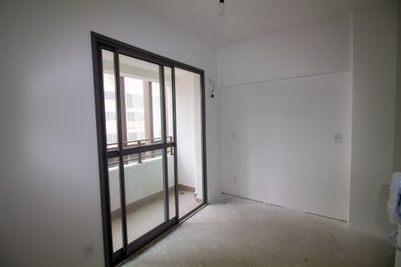 Sala / Quarto - Studio de kitnet/studio à venda com 1 quarto, 18m² em Santo Amaro, São Paulo