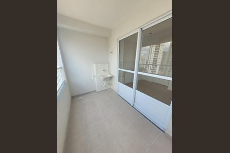 Apartamento para alugar com 35m², 2 quartos e sem vagaVaranda
