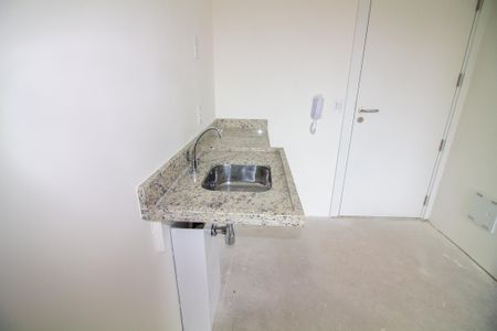 Cozinha de kitnet/studio à venda com 1 quarto, 20m² em Santo Amaro, São Paulo