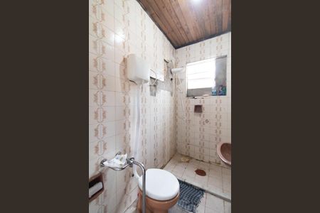 Casa à venda com 70m², 3 quartos e 3 vagasBanheiro