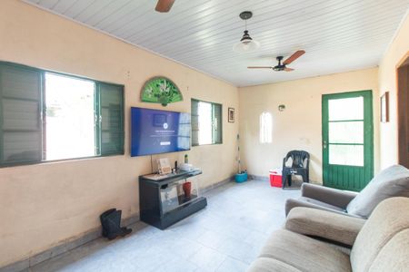 Sala de casa à venda com 3 quartos, 70m² em Tristeza, Porto Alegre