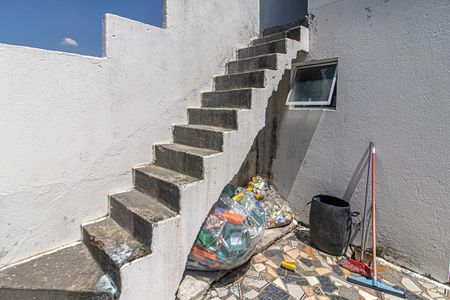 Casa à venda com 95m², 3 quartos e 2 vagasacesso para a área de serviço_1