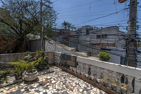 Casa à venda com 95m², 3 quartos e 2 vagassacada na suíte_1
