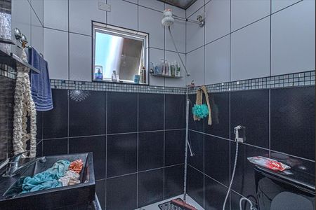 Casa à venda com 95m², 3 quartos e 2 vagasbanheiro na suíte _1