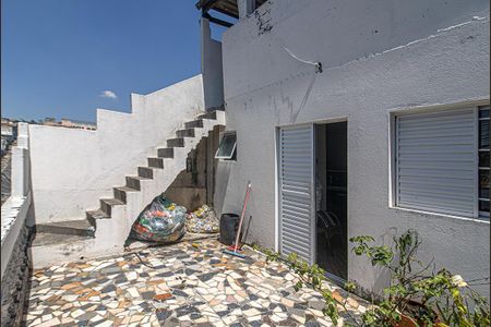 Casa à venda com 95m², 3 quartos e 2 vagassacada na suíte_4