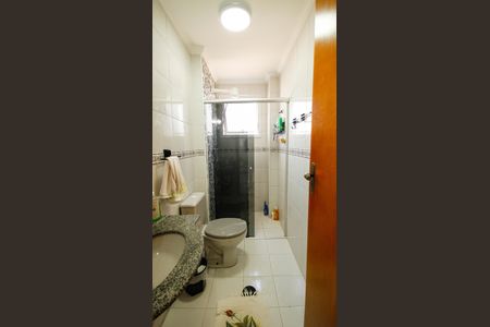 Banheiro de apartamento para alugar com 1 quarto, 57m² em Vila Assuncao, Praia Grande