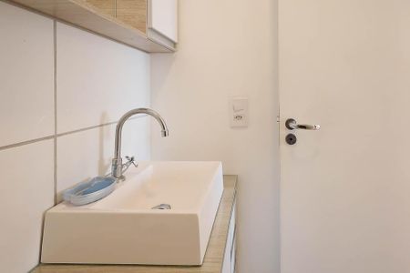 Banheiro de apartamento para alugar com 2 quartos, 45m² em Vila Guilherme, São Paulo