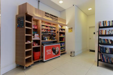 Apartamento à venda com 65m², 2 quartos e 2 vagasÁrea comum - Mini-mercado