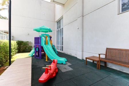 Apartamento à venda com 65m², 2 quartos e 2 vagasÁrea comum - Playground