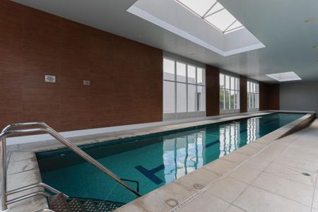 Apartamento à venda com 65m², 2 quartos e 2 vagasÁrea comum - Piscina aquecida