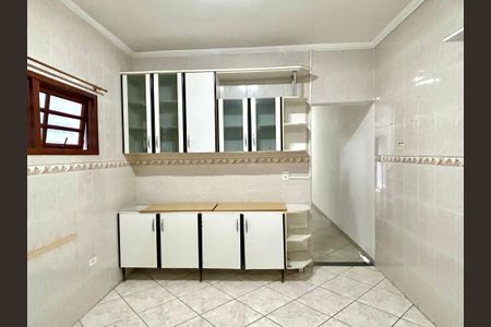 Casa para alugar com 150m², 3 quartos e 2 vagas Casa para alugar com 150m², 3 quartos e 2 vagasCozinha