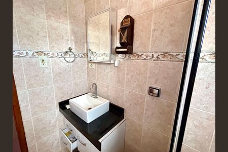 Casa para alugar com 150m², 3 quartos e 2 vagas Casa para alugar com 150m², 3 quartos e 2 vagasBanheiro da Suíte