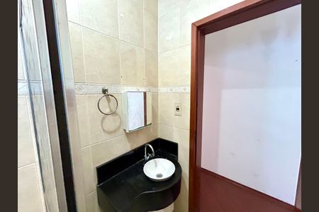 Casa para alugar com 150m², 3 quartos e 2 vagas Casa para alugar com 150m², 3 quartos e 2 vagasBanheiro 1