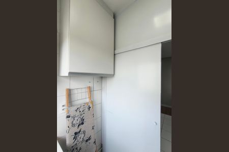 Apartamento à venda com 49m², 2 quartos e 1 vaga Apartamento à venda com 49m², 2 quartos e 1 vagaÁrea de Serviço