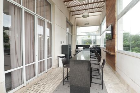 Apartamento à venda com 61m², 2 quartos e 2 vagasChurrasqueira