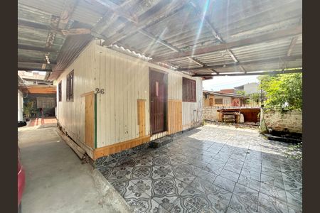 Casa à venda com 360m², 6 quartos e 3 vagasFachada