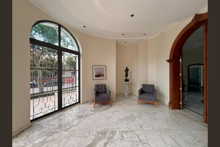 Apartamento à venda com 400m², 3 quartos e 4 vagas Apartamento à venda com 400m², 3 quartos e 4 vagasÁrea comum