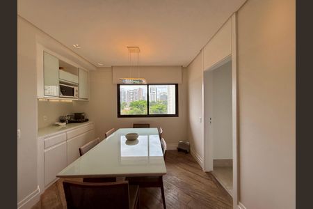 Apartamento à venda com 400m², 3 quartos e 4 vagas Apartamento à venda com 400m², 3 quartos e 4 vagasSala