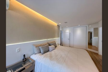 Apartamento à venda com 400m², 3 quartos e 4 vagas Apartamento à venda com 400m², 3 quartos e 4 vagasSuíte 1