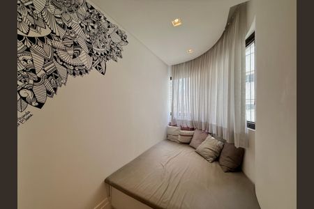 Apartamento à venda com 400m², 3 quartos e 4 vagas Apartamento à venda com 400m², 3 quartos e 4 vagasSuíte 2