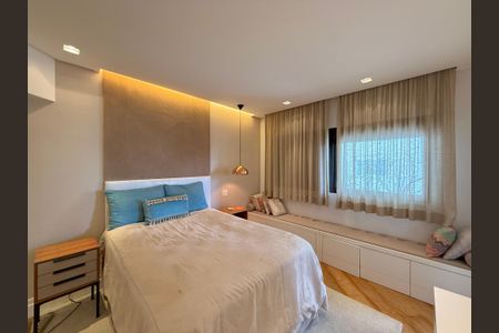 Apartamento à venda com 400m², 3 quartos e 4 vagas Apartamento à venda com 400m², 3 quartos e 4 vagasSuíte 3