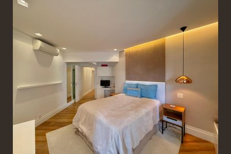 Apartamento à venda com 400m², 3 quartos e 4 vagas Apartamento à venda com 400m², 3 quartos e 4 vagasSuíte 3