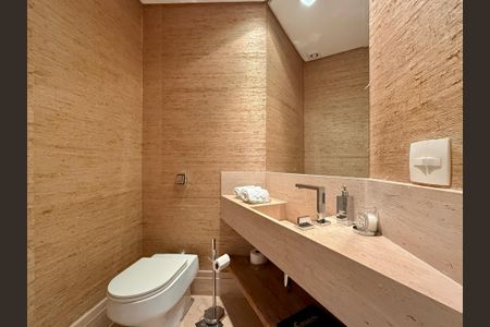 Apartamento à venda com 400m², 3 quartos e 4 vagas Apartamento à venda com 400m², 3 quartos e 4 vagasLavabo