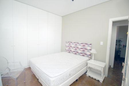 Apartamento à venda com 73m², 2 quartos e sem vagaSuite