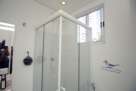 Apartamento à venda com 73m², 2 quartos e sem vagaBanheiro da Suíte