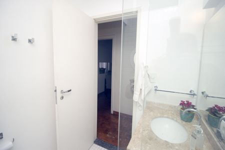 Apartamento à venda com 73m², 2 quartos e sem vagaBanheiro