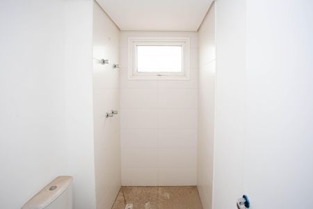 Apartamento à venda com 130m², 3 quartos e 3 vagasBanheiro da Suíte 2