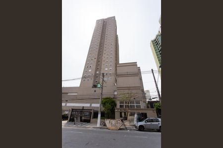 Apartamento à venda com 130m², 3 quartos e 3 vagas Apartamento à venda com 130m², 3 quartos e 3 vagasFachada e portaria