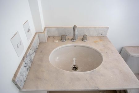 Apartamento à venda com 130m², 3 quartos e 3 vagasBanheiro da Suíte 2