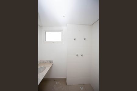 Apartamento à venda com 130m², 3 quartos e 3 vagasBanheiro da Suíte 1