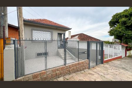 Casa à venda com 175m², 3 quartos e 3 vagasFachada