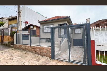 Casa à venda com 175m², 3 quartos e 3 vagasFachada