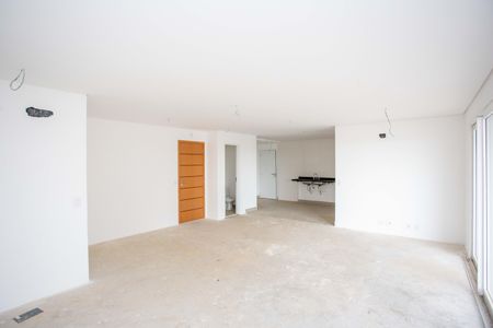 Apartamento à venda com 130m², 3 quartos e 3 vagasSala