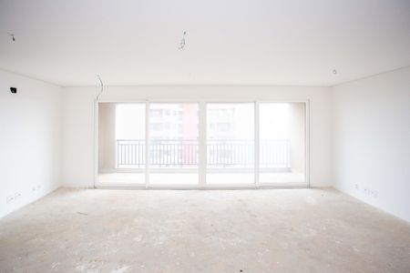 Apartamento à venda com 130m², 3 quartos e 3 vagasSala