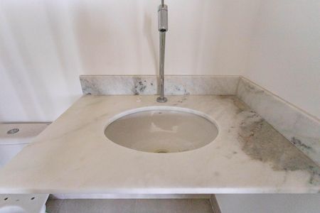 Apartamento à venda com 130m², 3 quartos e 3 vagas Apartamento à venda com 130m², 3 quartos e 3 vagasLavabo