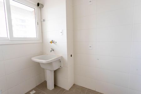 Apartamento à venda com 130m², 3 quartos e 3 vagas Apartamento à venda com 130m², 3 quartos e 3 vagasÁrea de serviço