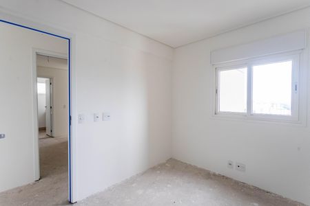 Apartamento à venda com 130m², 3 quartos e 3 vagas Apartamento à venda com 130m², 3 quartos e 3 vagasQuarto 3 - suíte