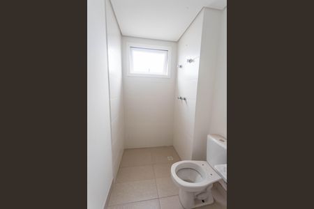 Apartamento à venda com 130m², 3 quartos e 3 vagas Apartamento à venda com 130m², 3 quartos e 3 vagasBanheiro da suíte 2