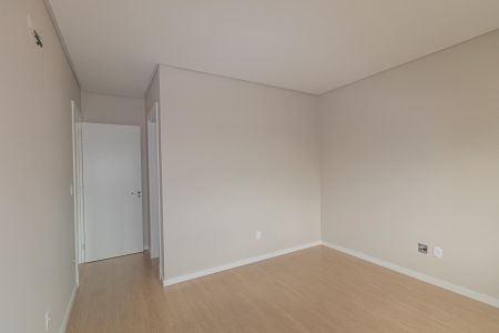 Casa à venda com 174m², 3 quartos e 2 vagasSuíte 2