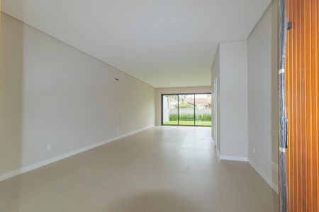 Sala de casa à venda com 3 quartos, 174m² em Estância Velha, Canoas