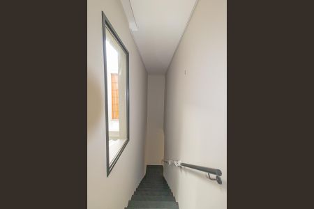 Casa à venda com 174m², 3 quartos e 2 vagasEscada