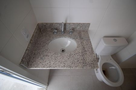 Apartamento para alugar com 65m², 2 quartos e 2 vagas Apartamento para alugar com 65m², 2 quartos e 2 vagasBANHEIRO SOCIAL