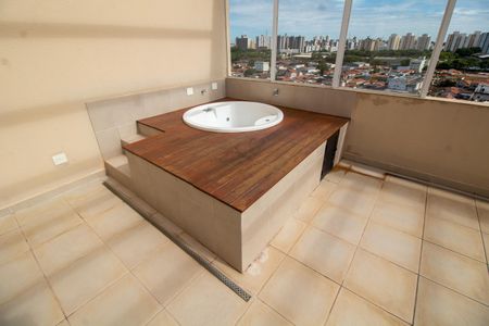 Apartamento para alugar com 65m², 2 quartos e 2 vagas Apartamento para alugar com 65m², 2 quartos e 2 vagasÁREA COMUM - HIDROMASSAGEM