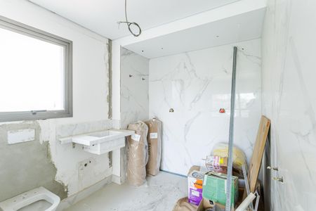 Apartamento à venda com 76m², 2 quartos e 2 vagasBanheiro da Suíte